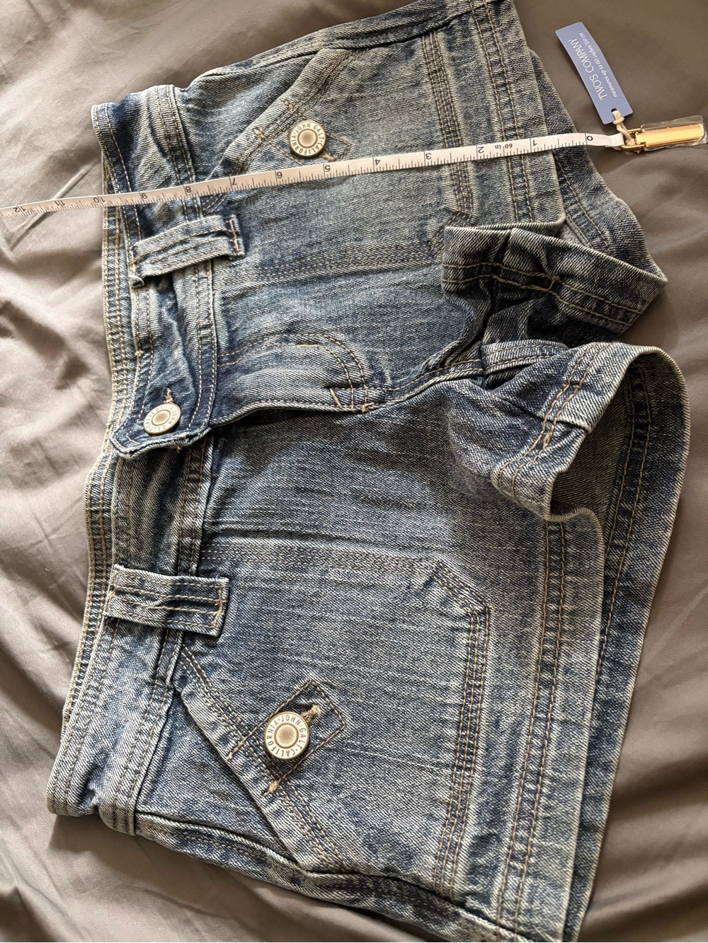 Brandy Melville John Galt Jean shorts